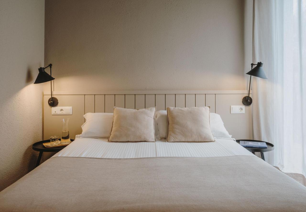 Double or Twin Room Mountain View