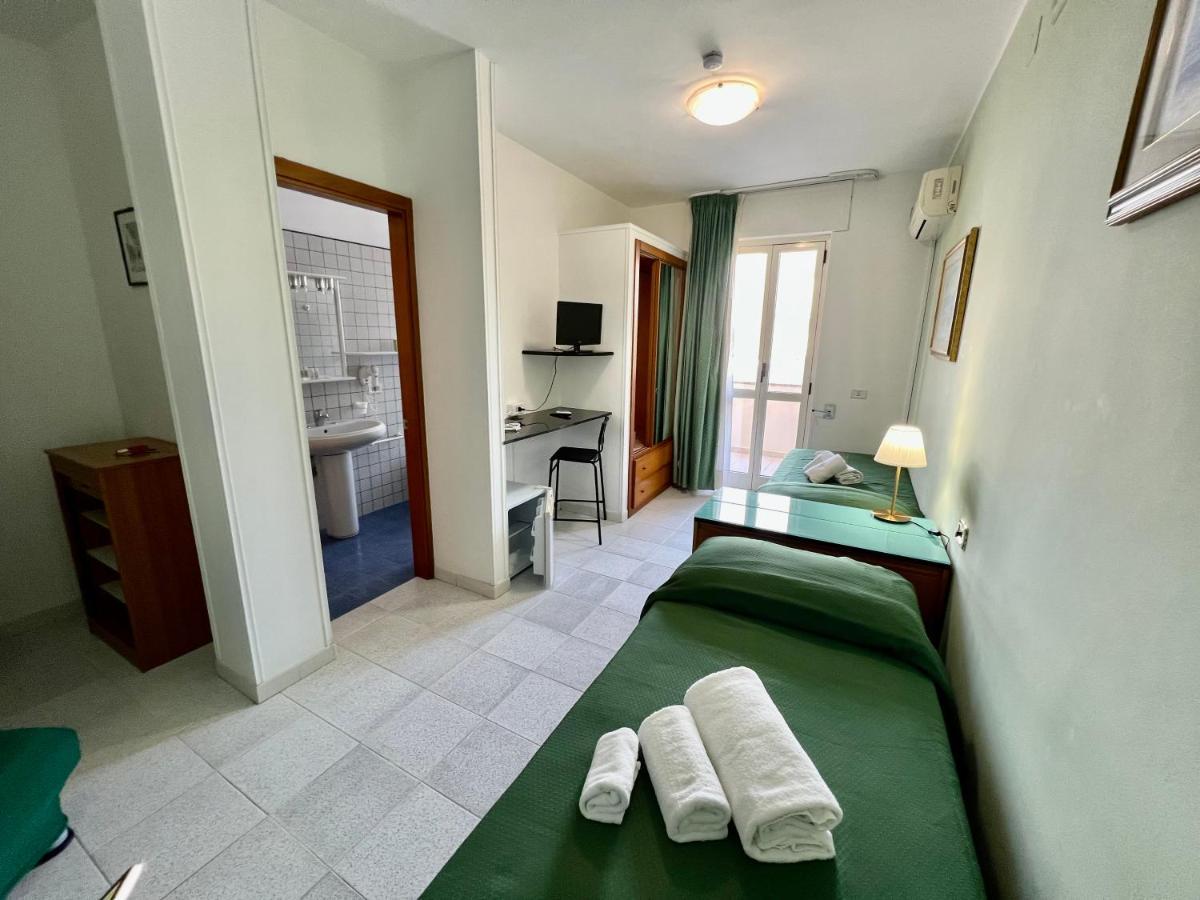Twin Room with Balcony,1396495082:JPEG