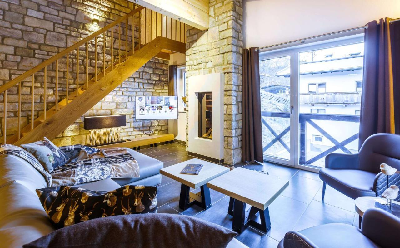 Four-Bedroom Penthouse Apartment