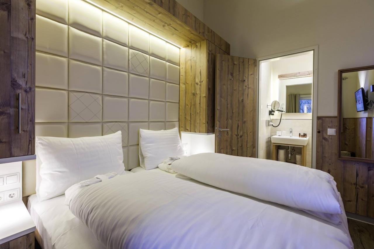 Three-Bedroom Penthouse Apartment