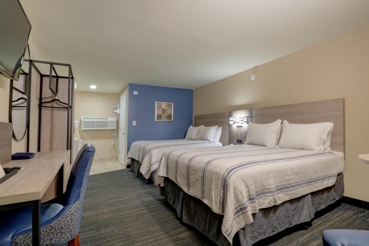 Queen Double Room