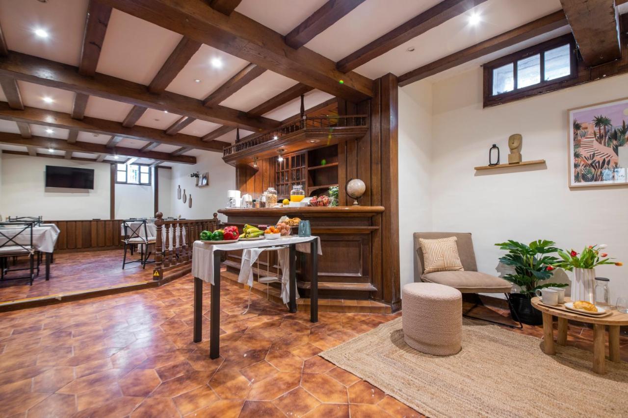 Large Single Room