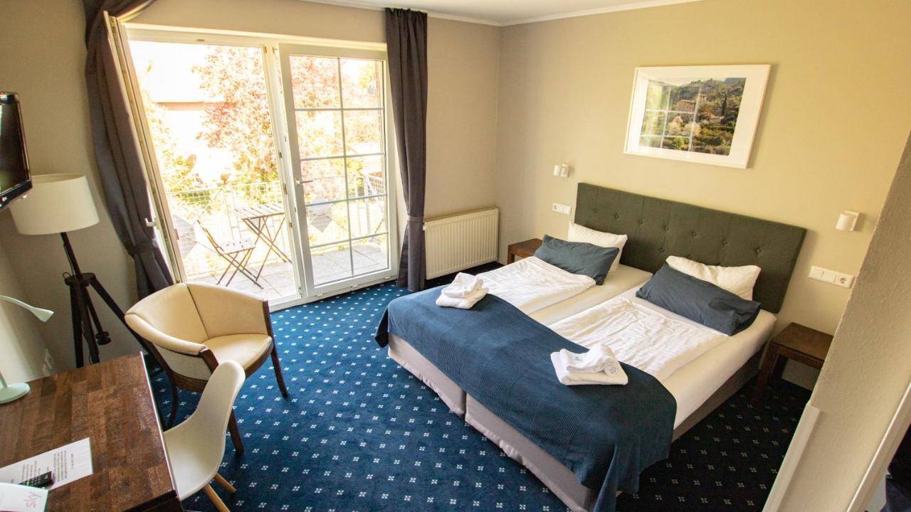 Doppelzimmer mit Balkon