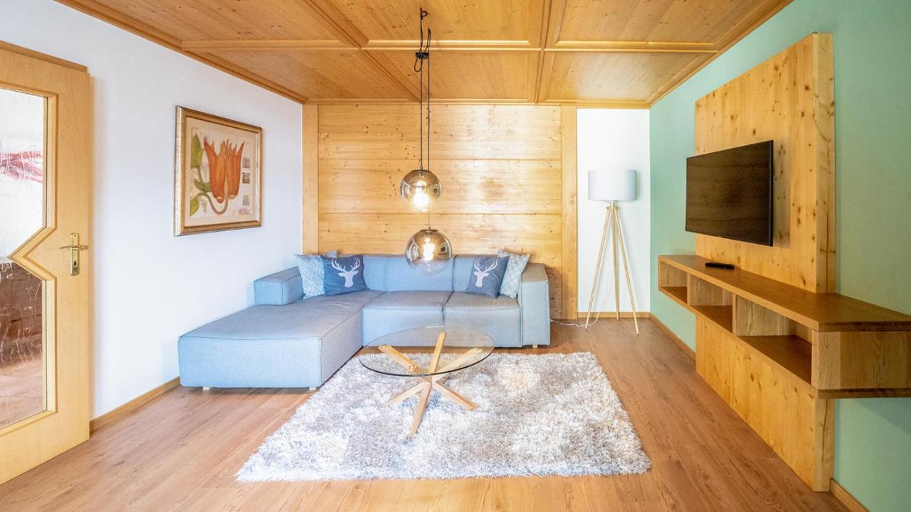 Family Suite Select
