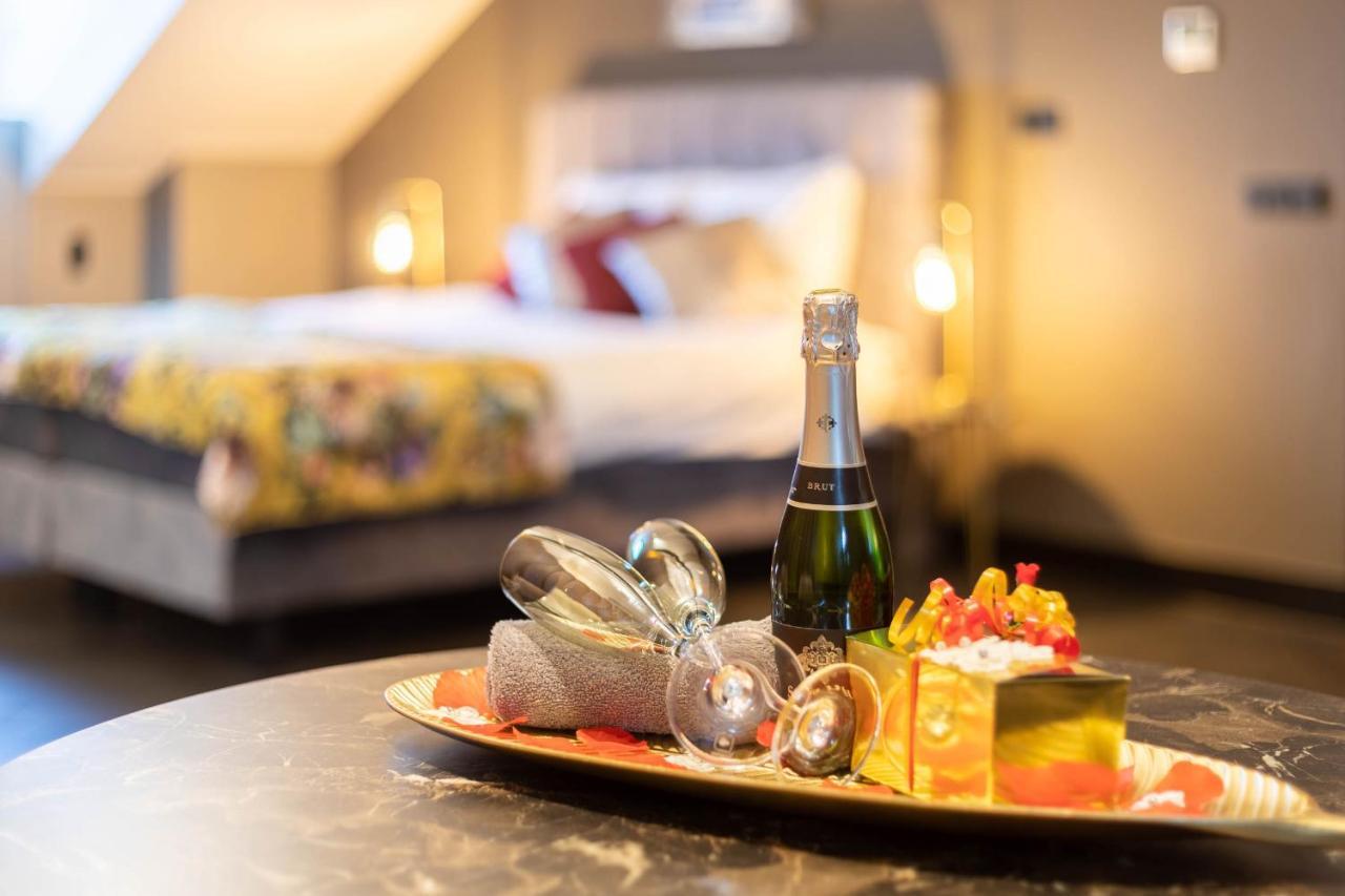 Deluxe King Suite