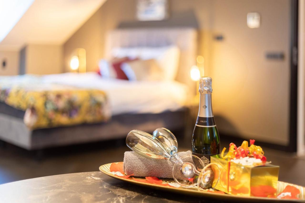 Deluxe King Suite