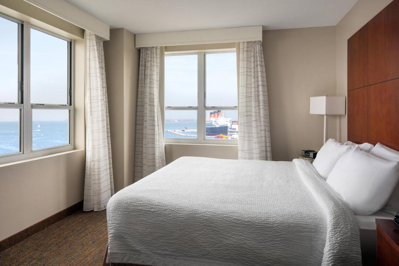 One-Bedroom King Suite with Harbour View,1398054005:JPEG