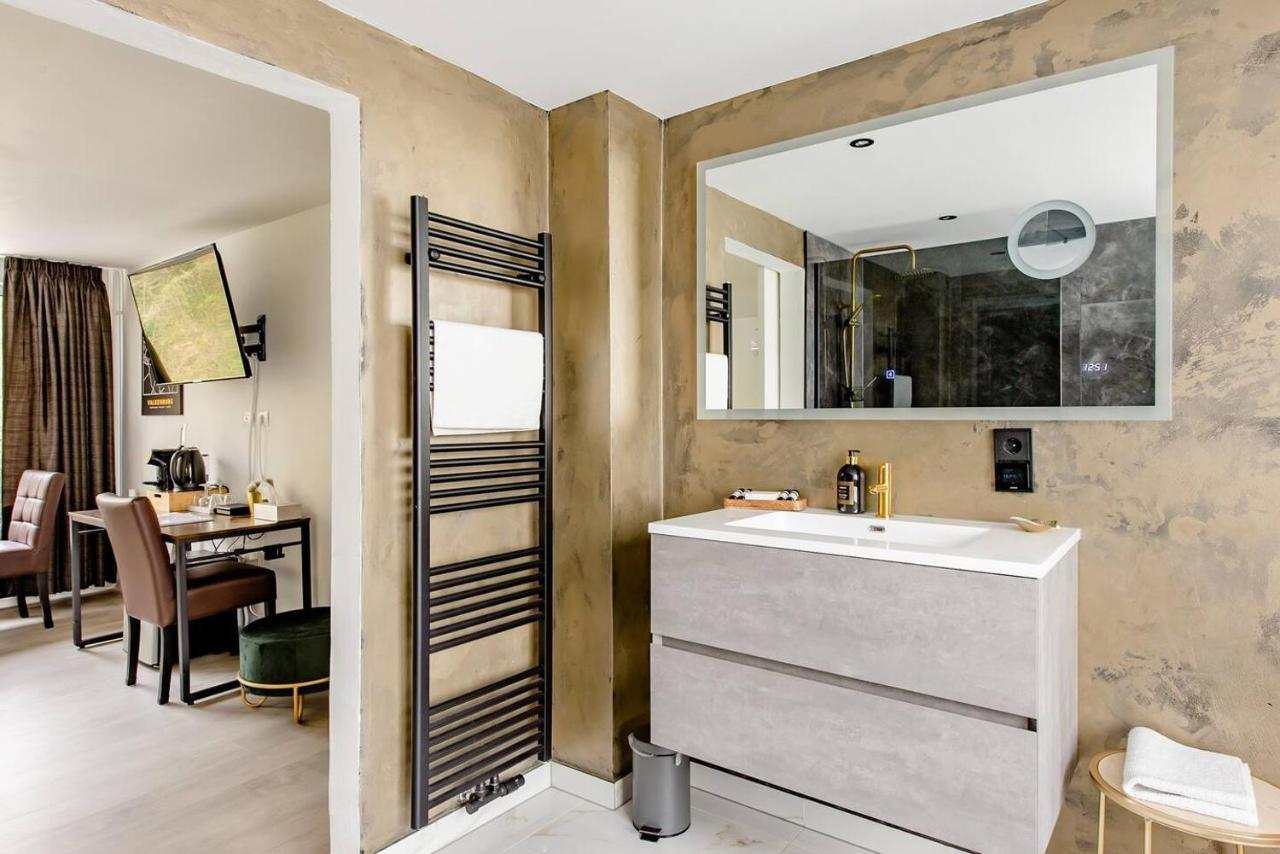 Deluxe Double Room Balcony
