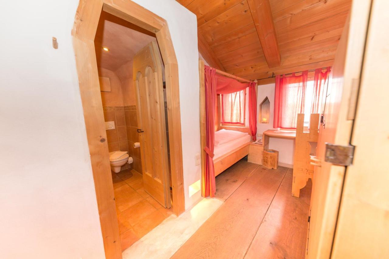Standard Single Room,1398283136:JPEG