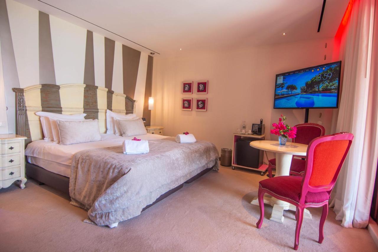 Deluxe Double Room Parcial or Direct Sea View