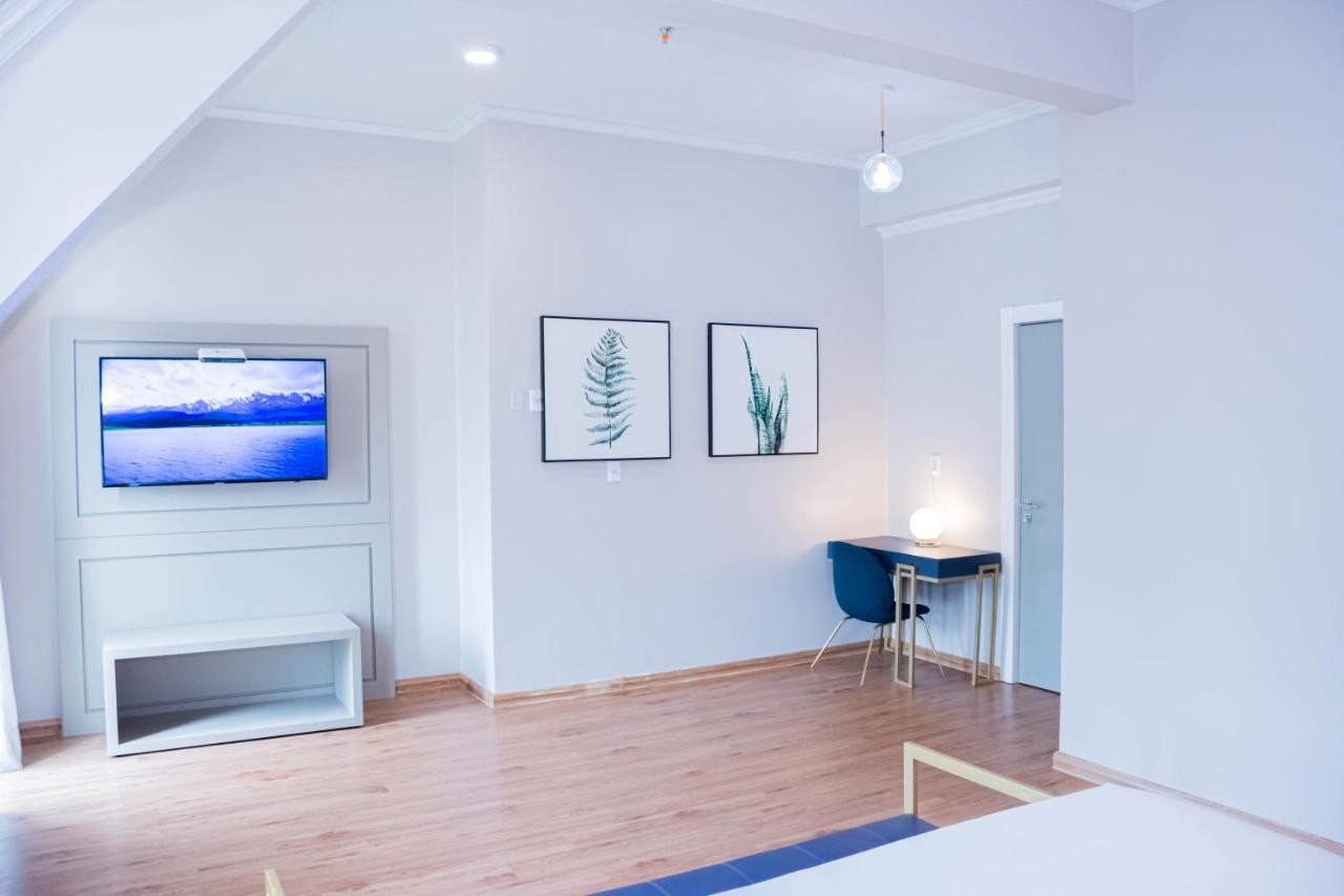 Deluxe Family Suite