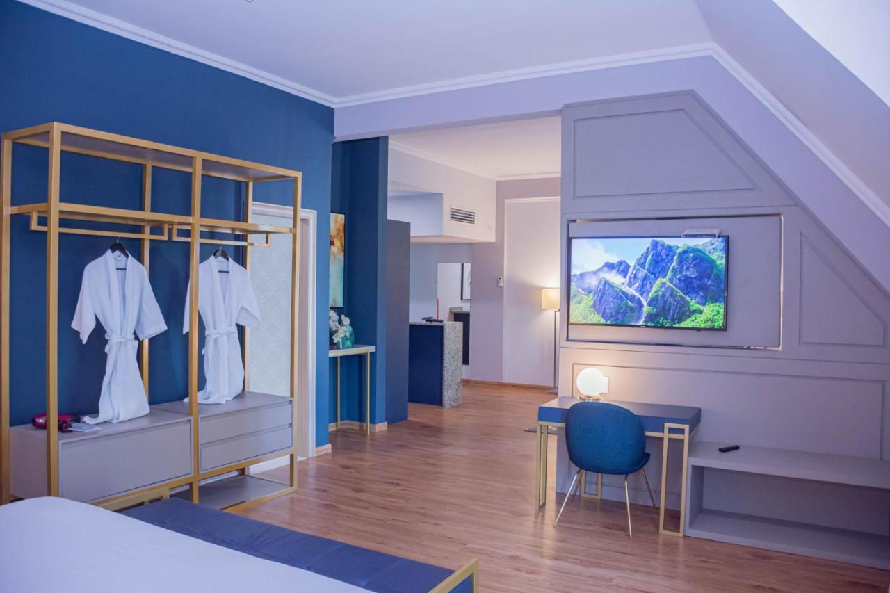 Presidential Suite