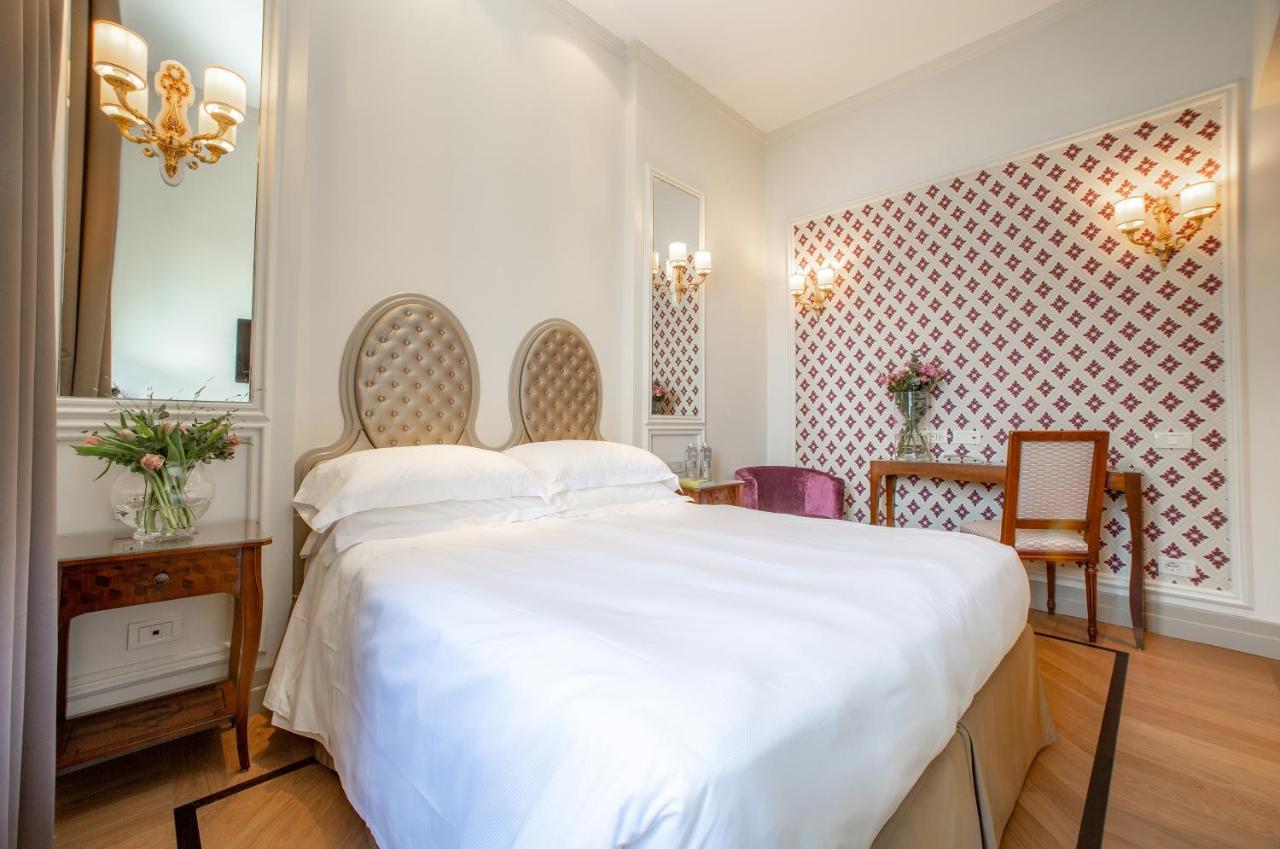 Classic Double or Twin Room Lake View