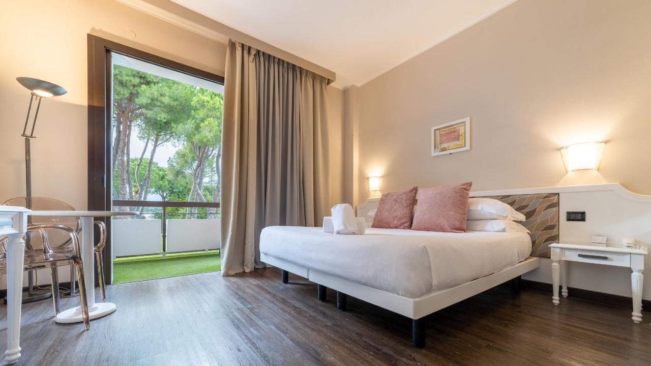 Superior Double Room Balcony Spa Access