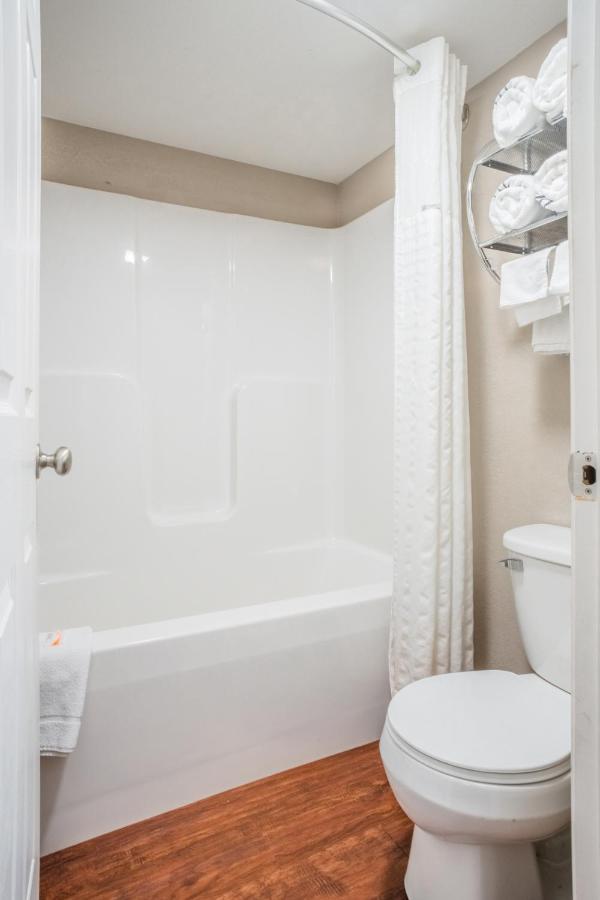 Double Room with Two Double Beds - Non-Smoking