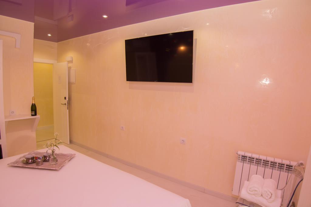 Superior Deluxe Double or Twin Room