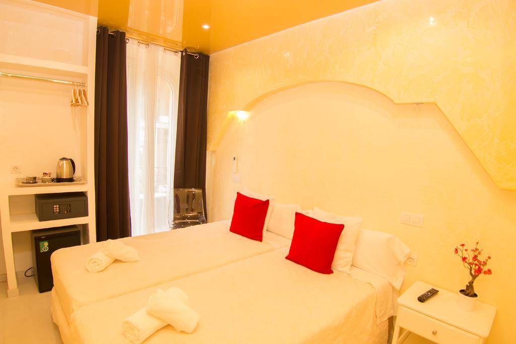 Superior Deluxe Double or Twin Room