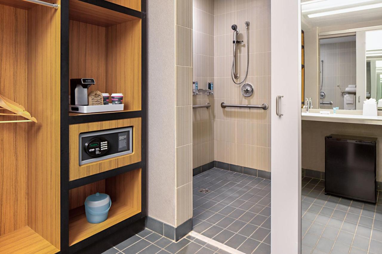Chambre Lit King-Size Aloft