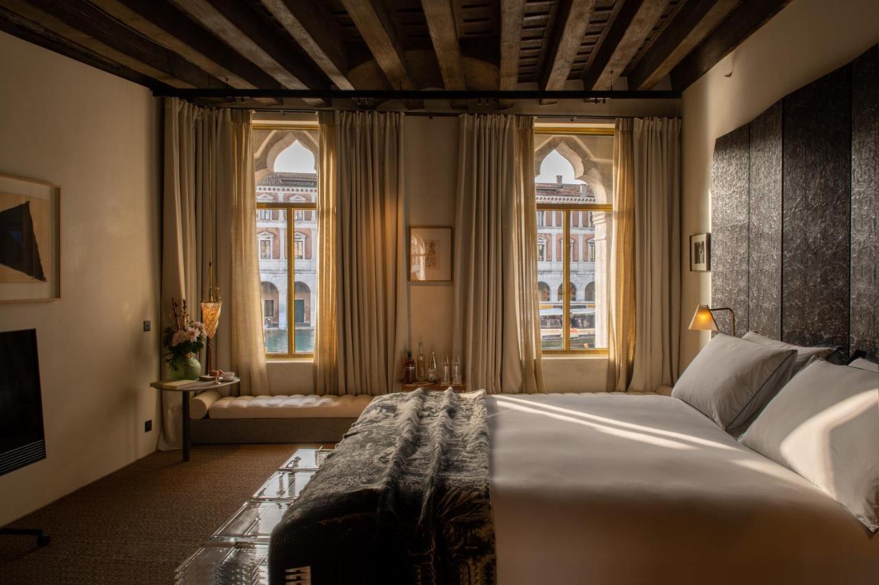 Chambre Lit King-Size - Vue sur Grand Canal