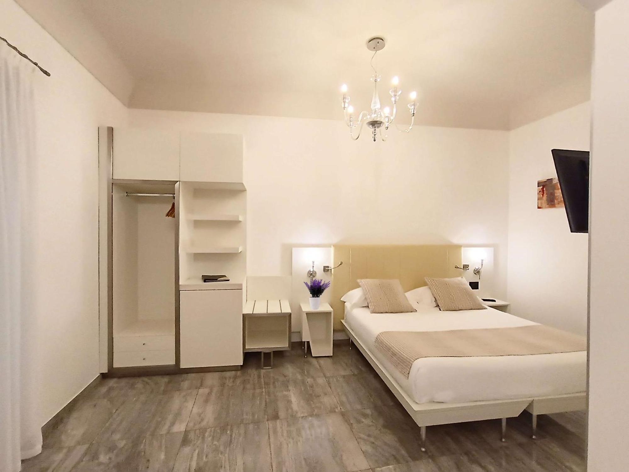 Classic Triple Room Internal View