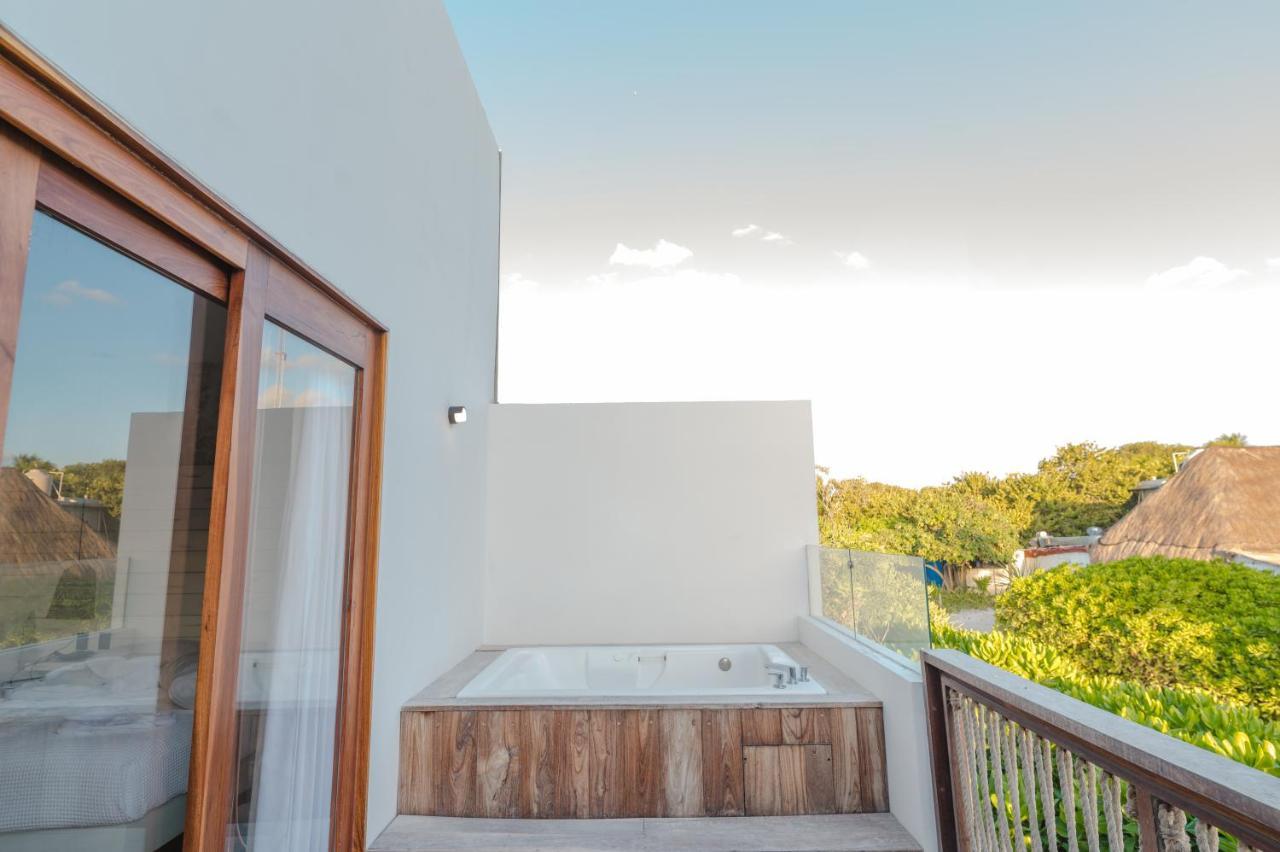 Premium Suite Partial Ocean View 2 Beds