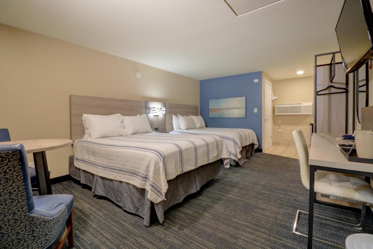 Queen Double Room