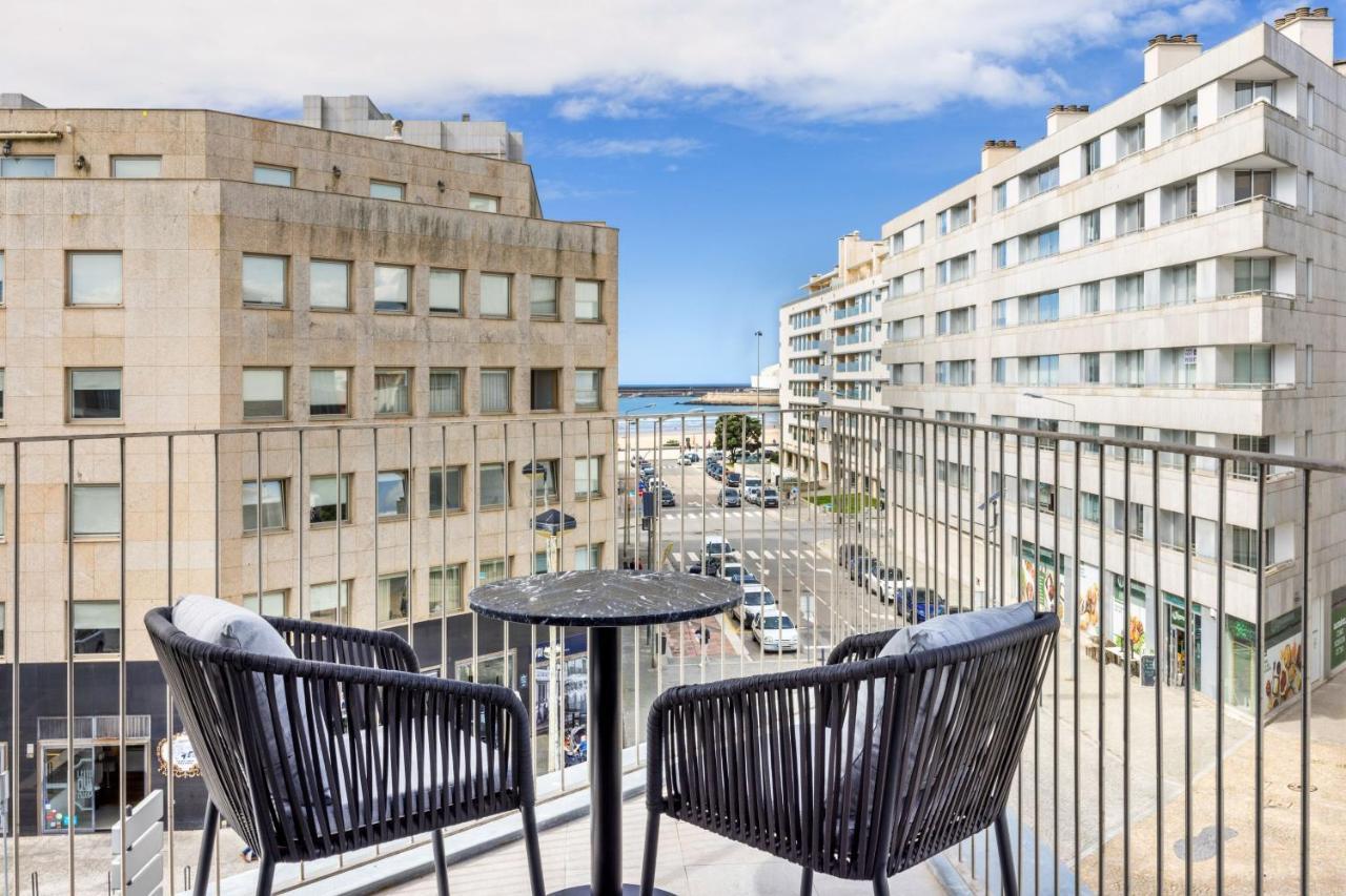 Superior King Room Balcony City View