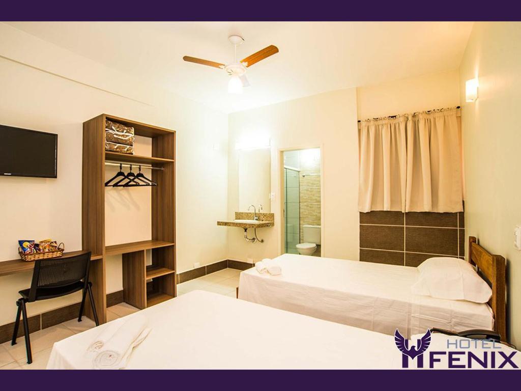 Quarto com 2 Camas de Solteiro