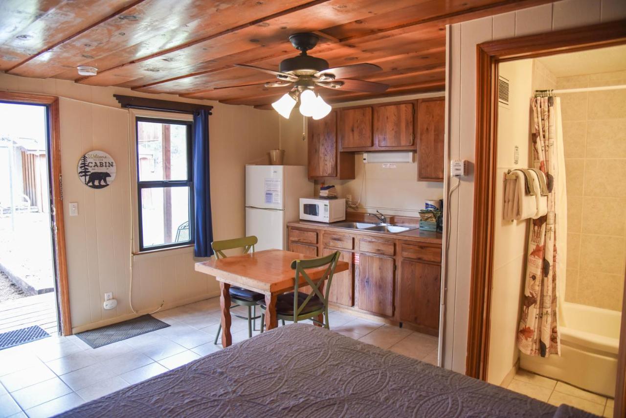 Studio Queen Kitchen