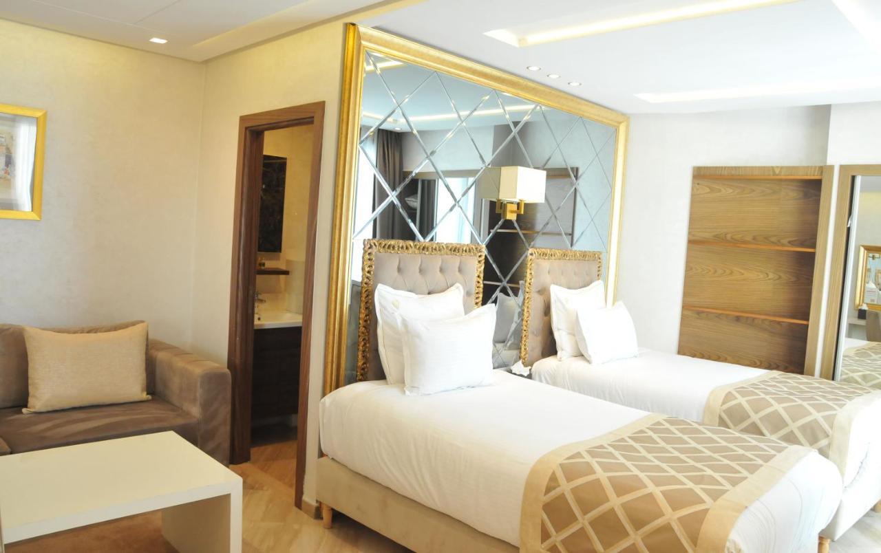Standard Junior Suite Twin