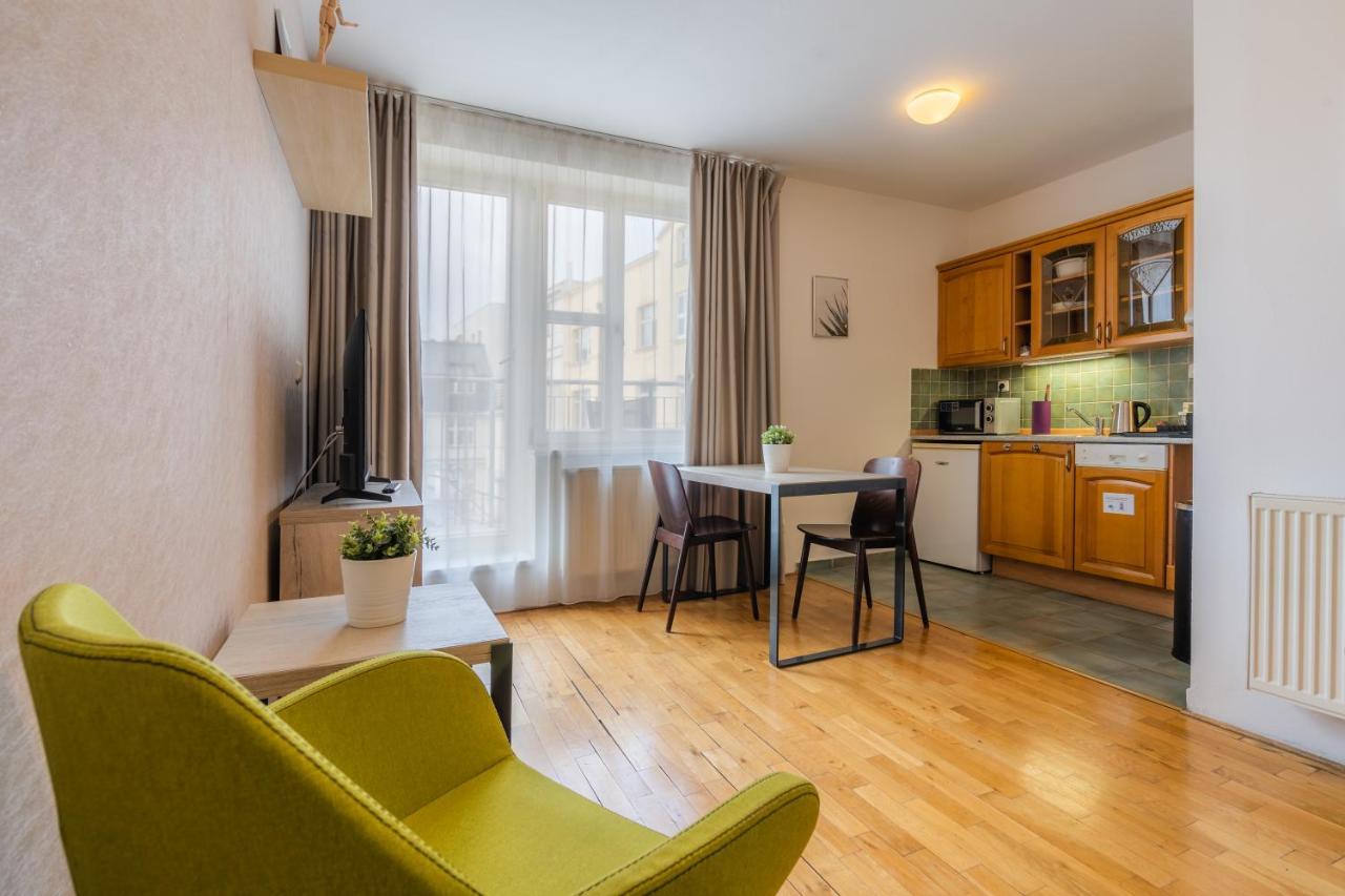 Studio Superior Terrace 2 pax