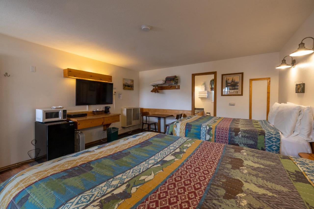 Deluxe Double Room Bath