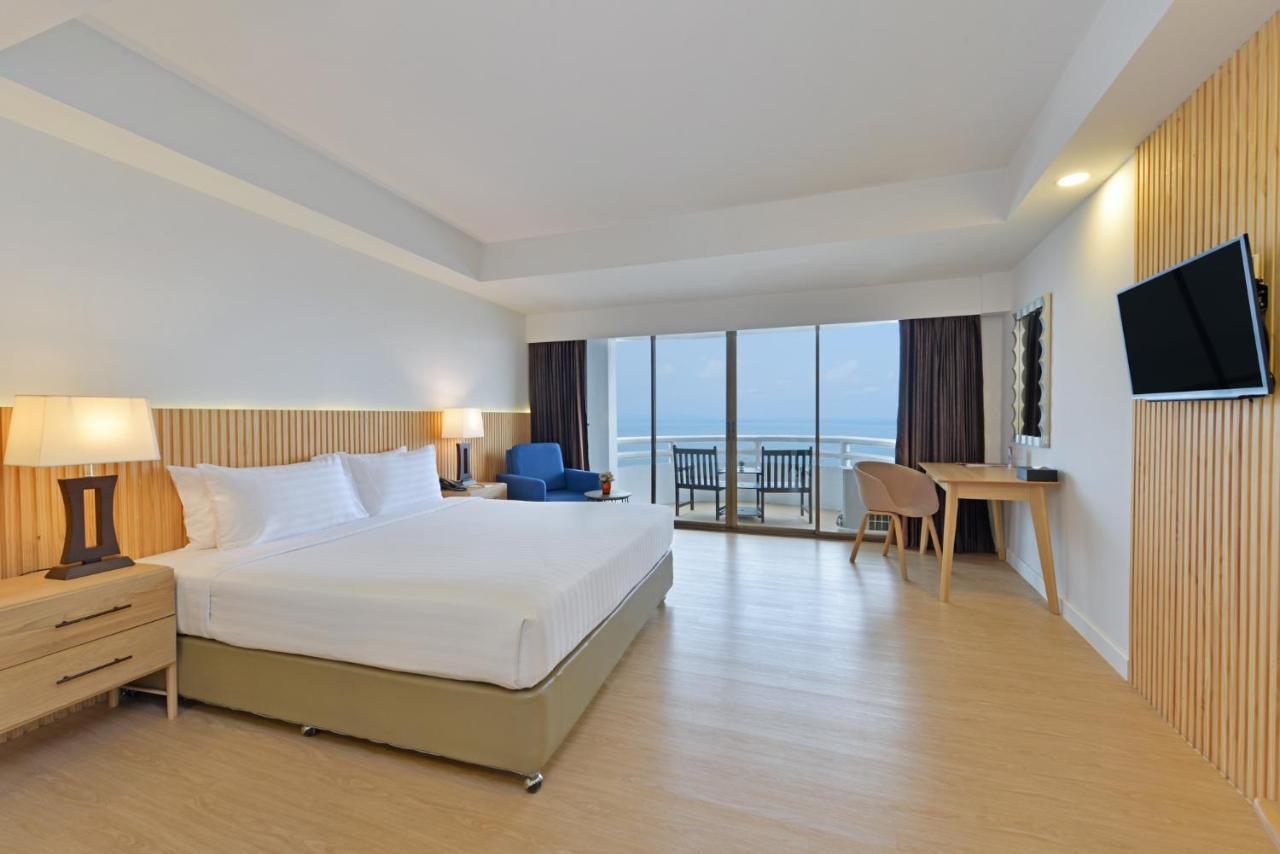 Premier Deluxe Ocean View