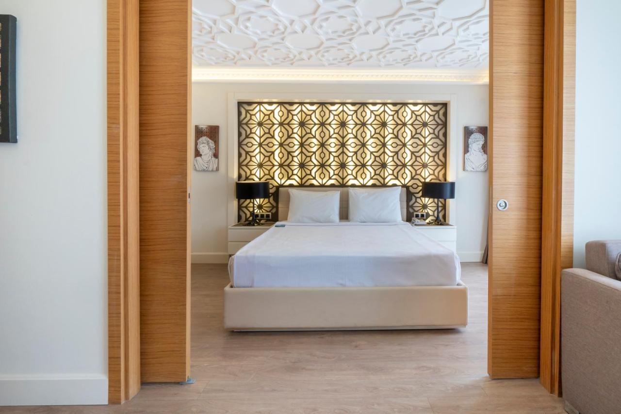 Club Suite