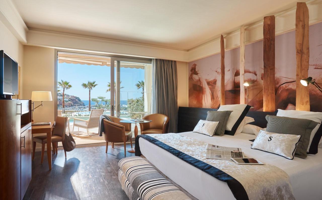 Superior Double Room Swim Up Sea View