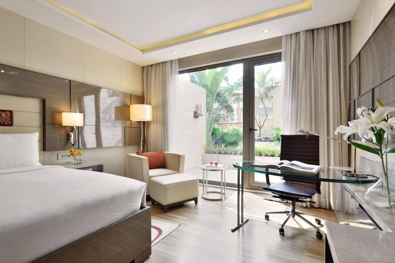 Guest room, 1 King, Balcony,1413375752:JPEG