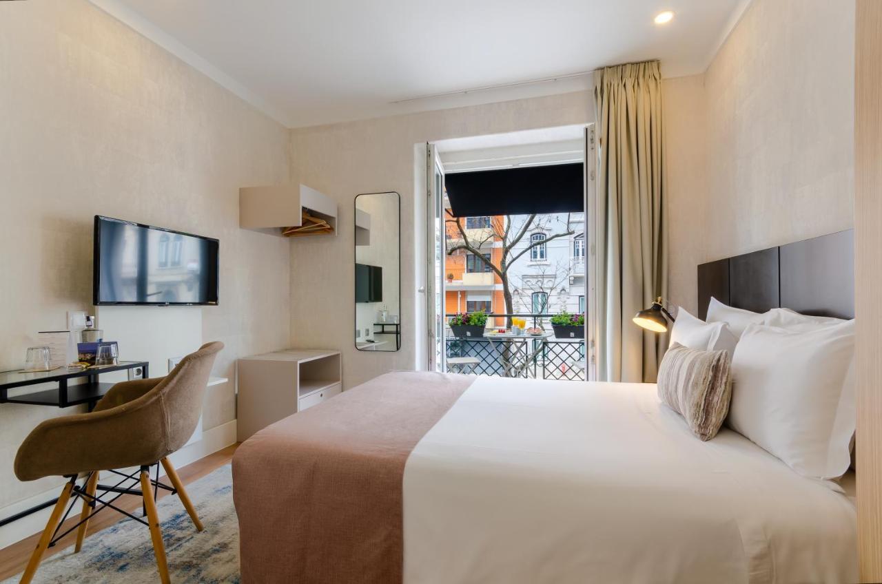Double Room Balcony City View