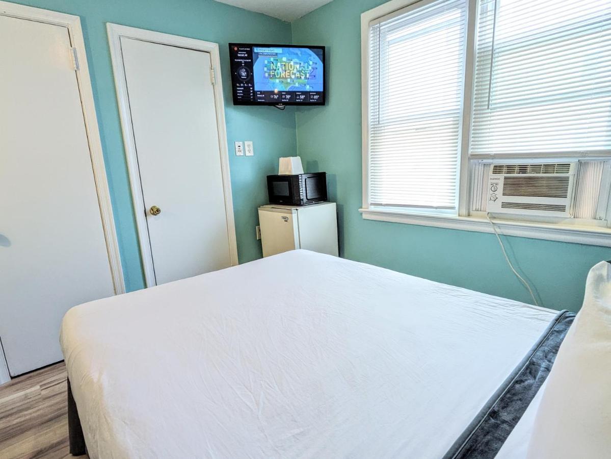 Small Standard Room