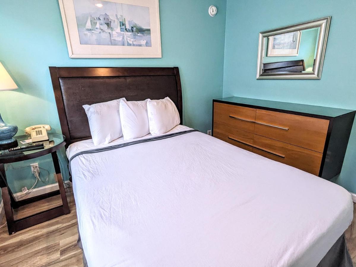 Small Standard Room