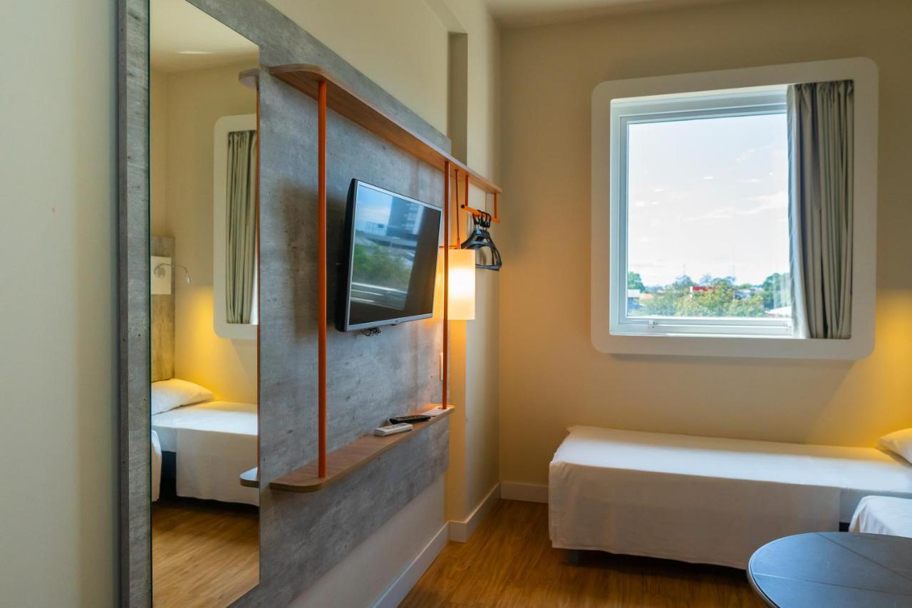 Quarto Standard com 1 beliche e 1 cama de solteiro