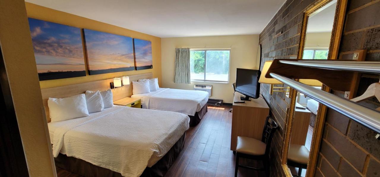 Double Room Two Double Beds