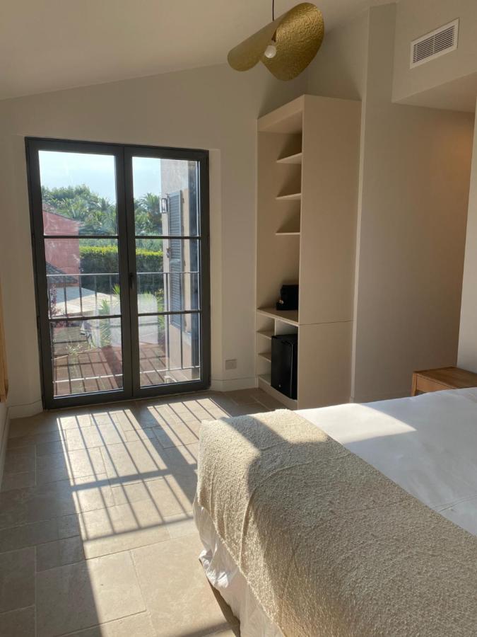 King Room Pool View