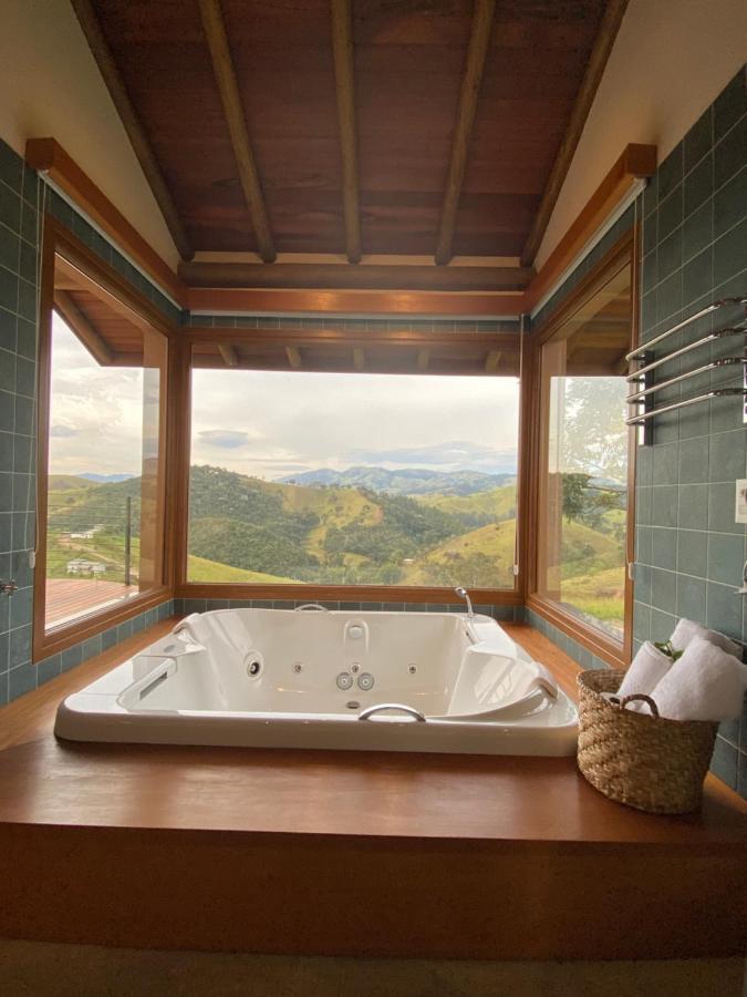 King Room Spa Bath