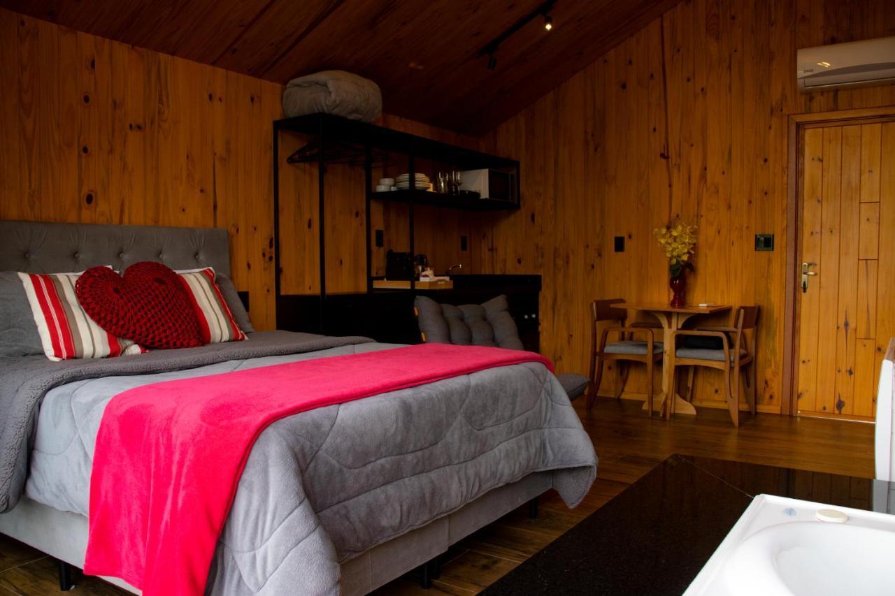 One-Bedroom Master Chalet