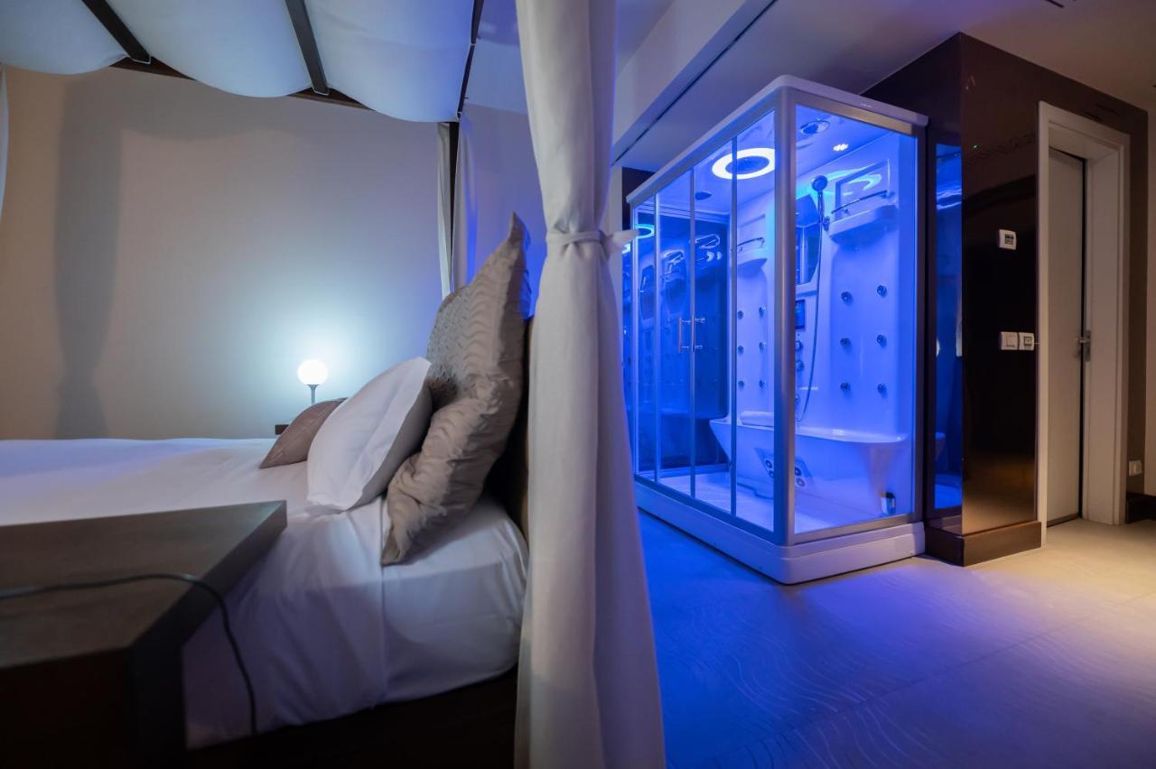 Prestige Double Room Hot Tub Sea View