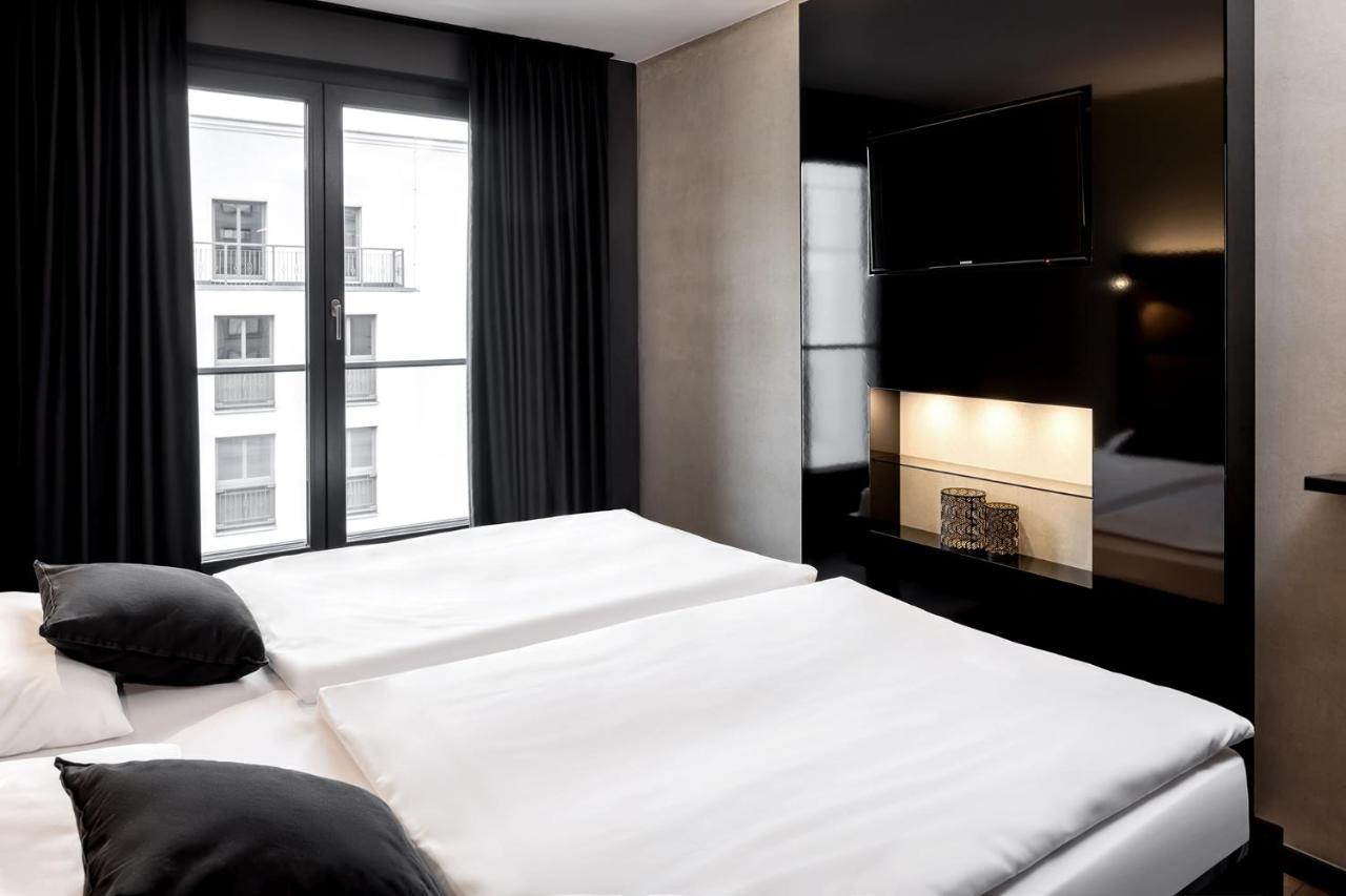 Roomy