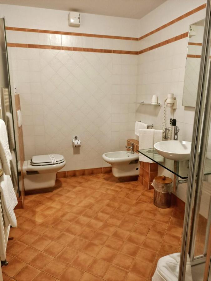 One-Bedroom Apartment,1413017375:JPEG