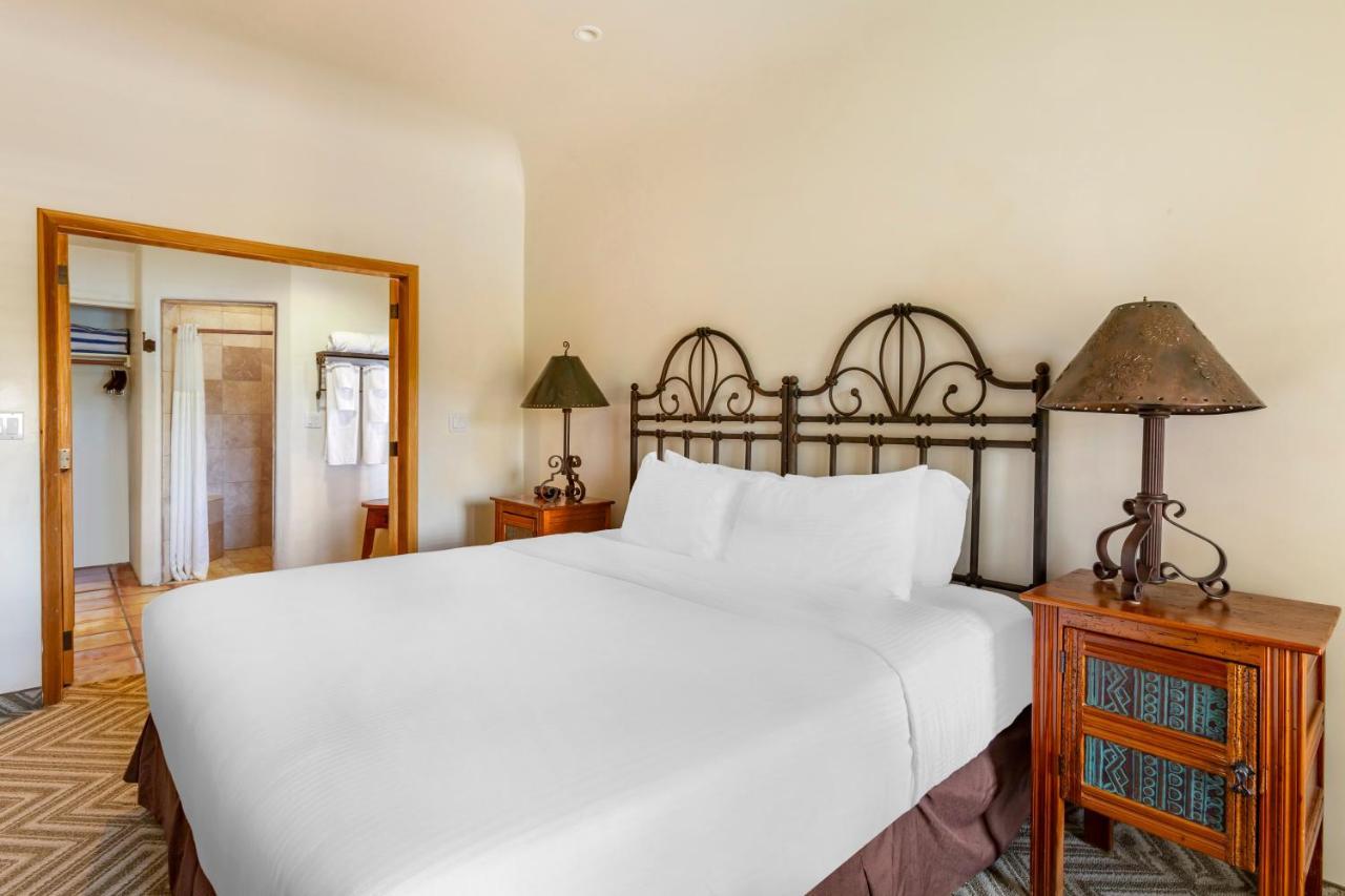 Two-Bedroom King Suite Balcony Patio