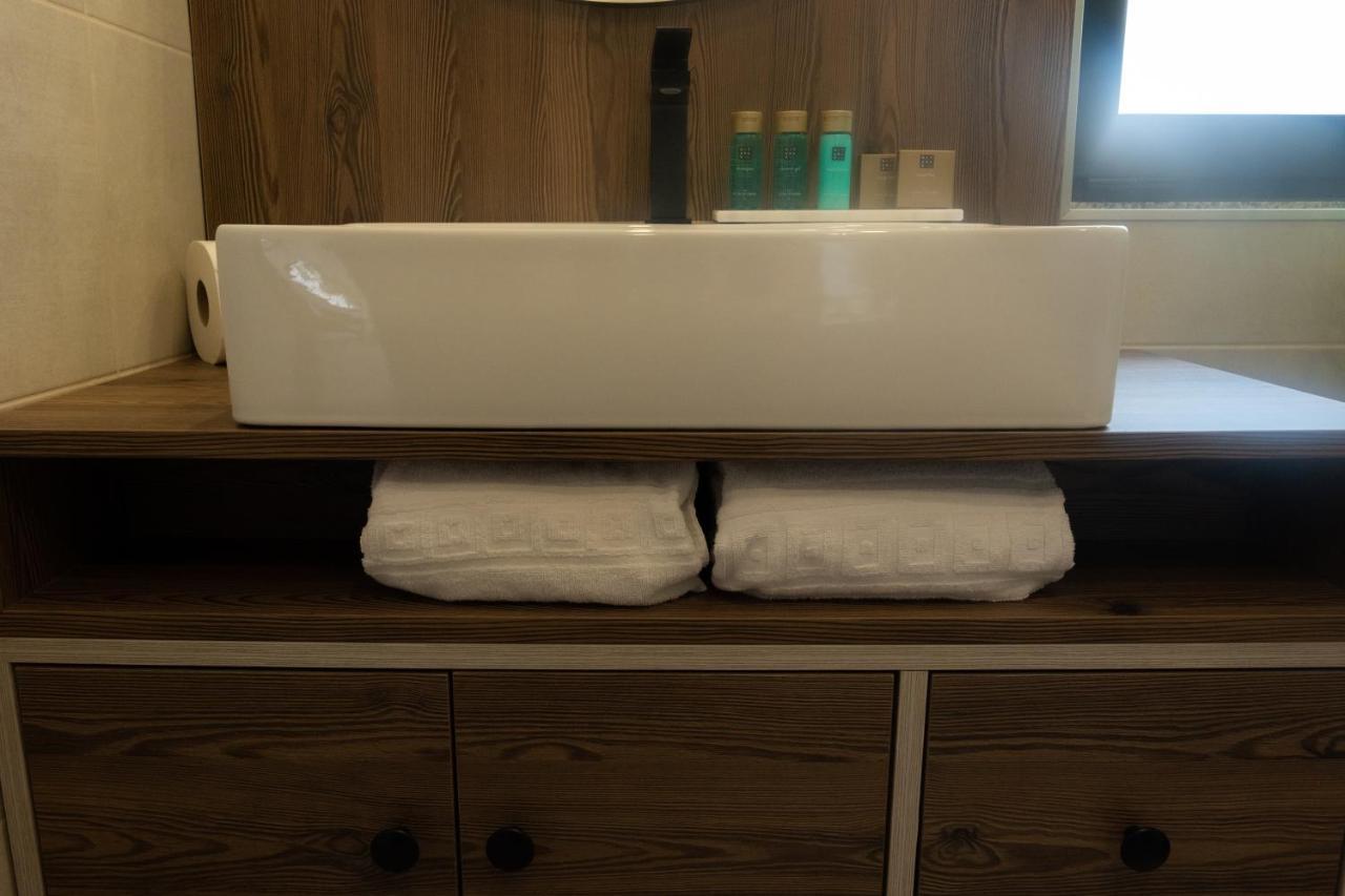 Standard Double or Twin Room Balcony