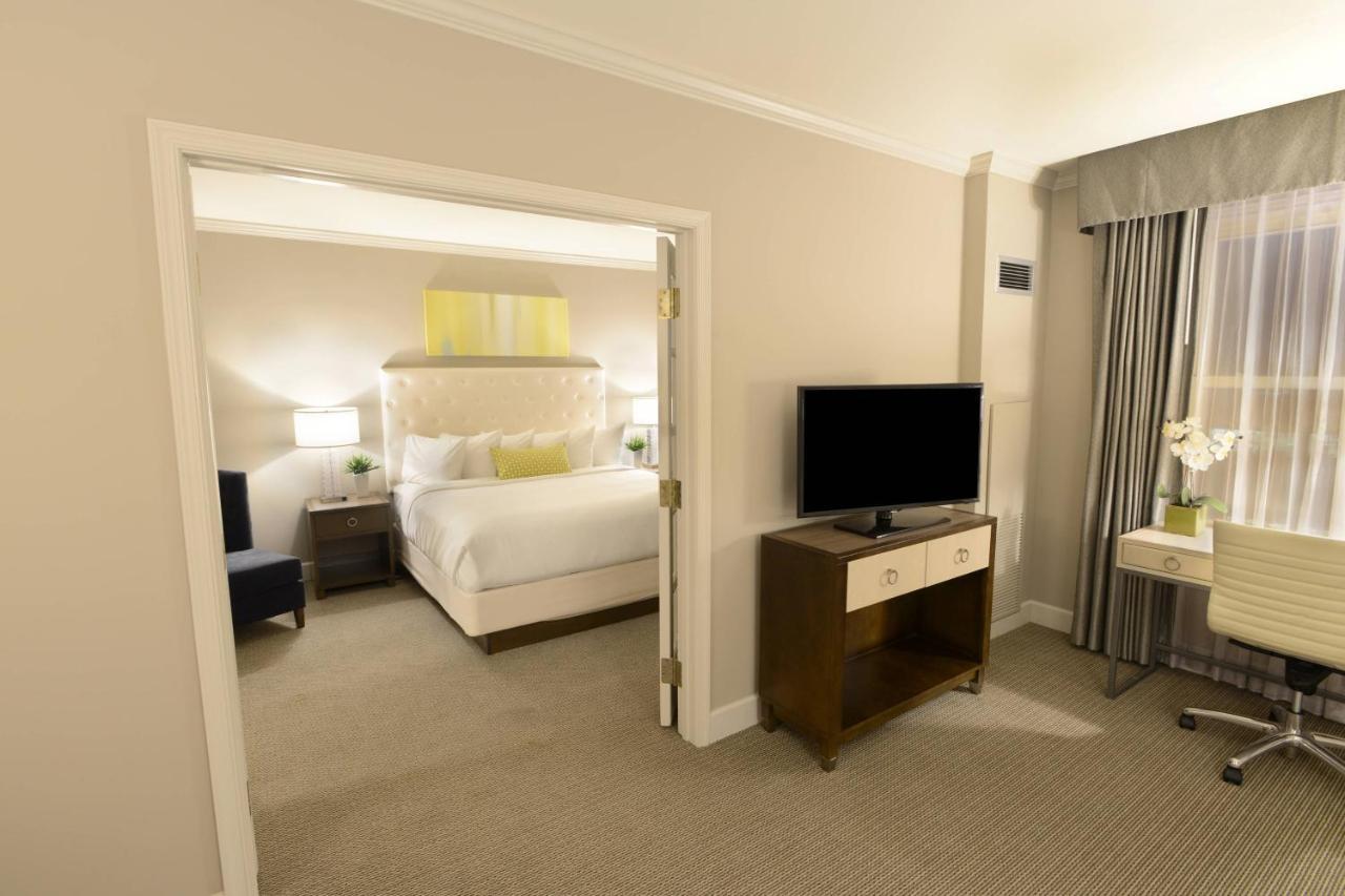 Suite 1 King
